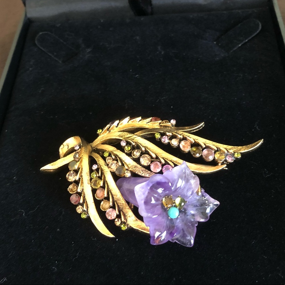 Bounkit Amethyst lily & multiple gem stones brooch